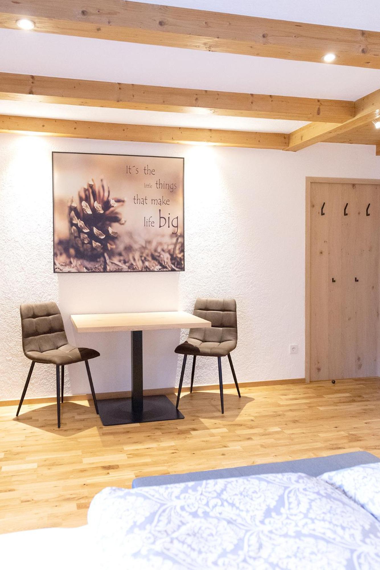 לינה וארוחת בוקר ניוסטיפט אים סטובאיטל Haus Steinbock מראה חיצוני תמונה